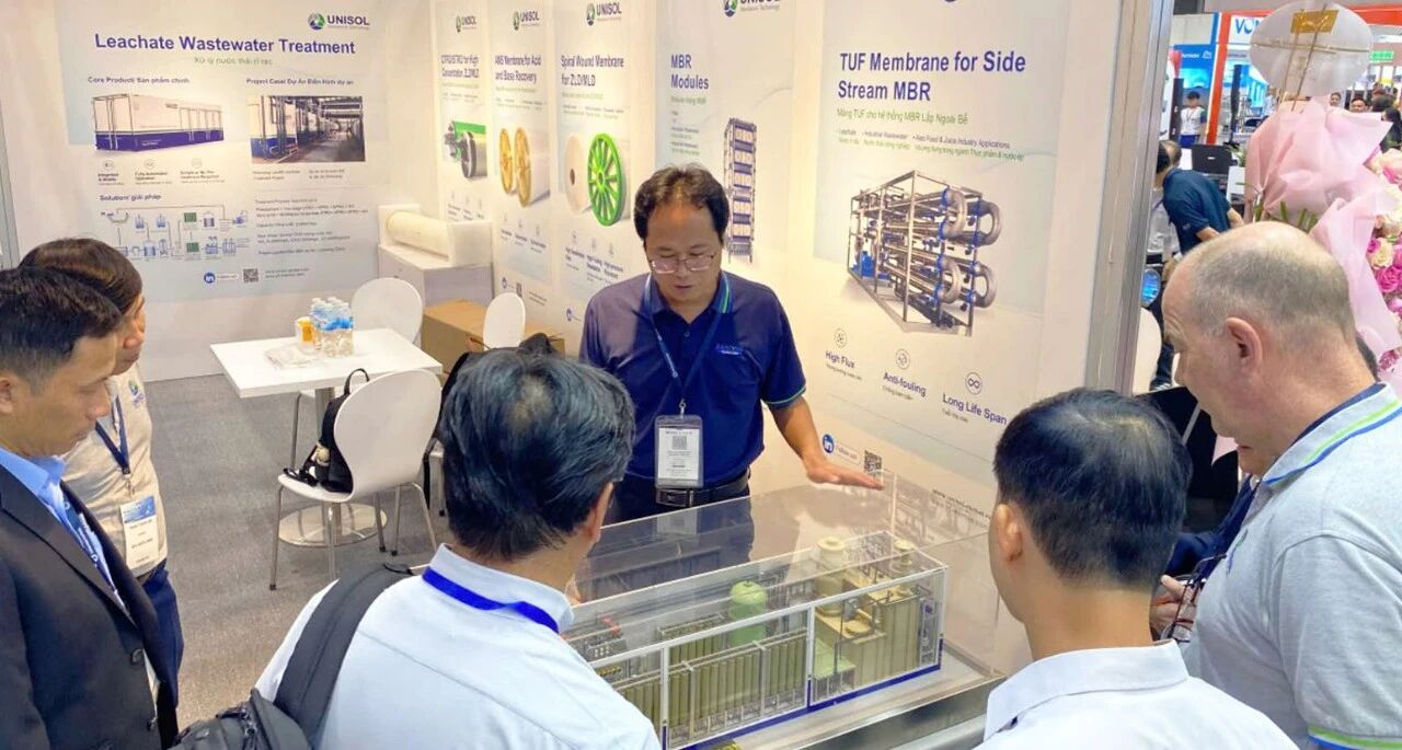 一體化污水處理設(shè)備展示 一體化污水處理設(shè)備展示