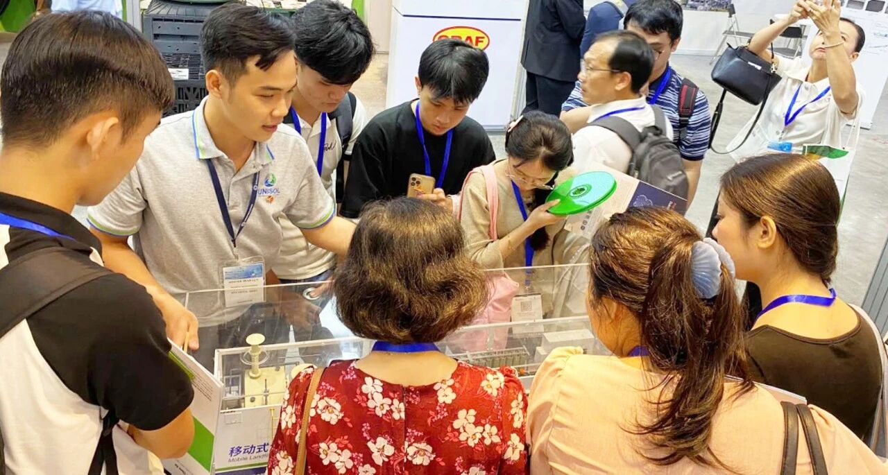 移動(dòng)式一體化污水處理設(shè)備 移動(dòng)式一體化污水處理設(shè)備