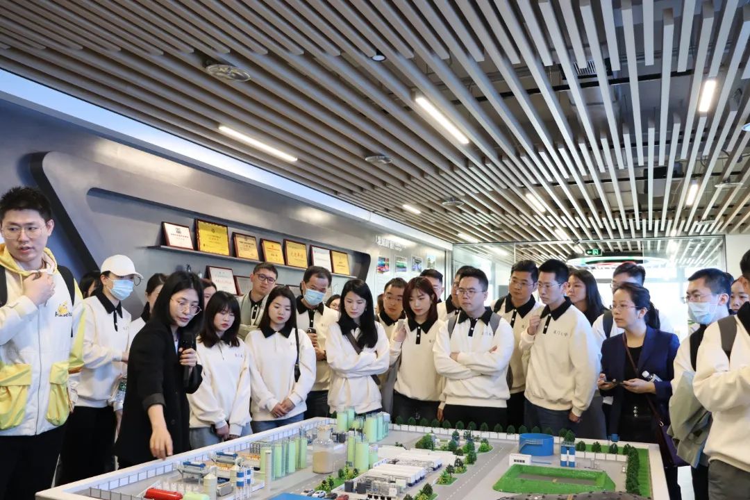 1687340054635899.jpg 1687340054635899.jpg